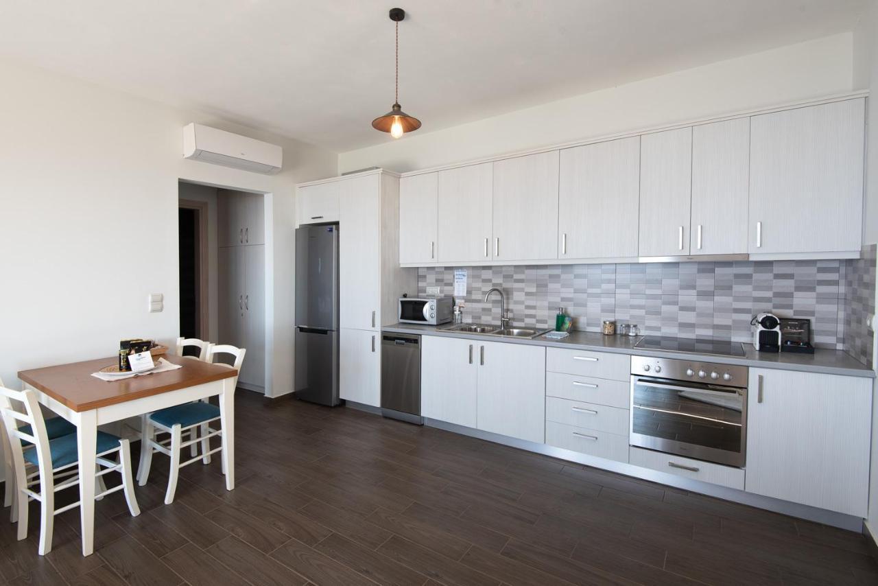 Bay View Guesthouses Kalamata Zewnętrze zdjęcie